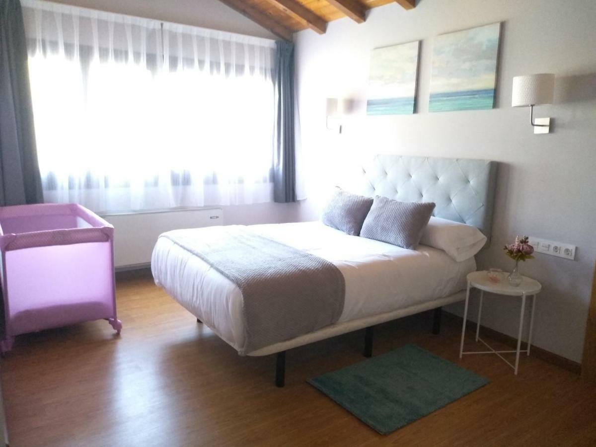 Apartamentos Prestin Onís Екстериор снимка